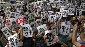manifestants-japonais
