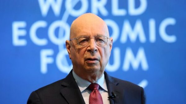 WEF - KLAUS SCHWAB SUIT SON PROJET A LA LETTRE : La transformation du ...